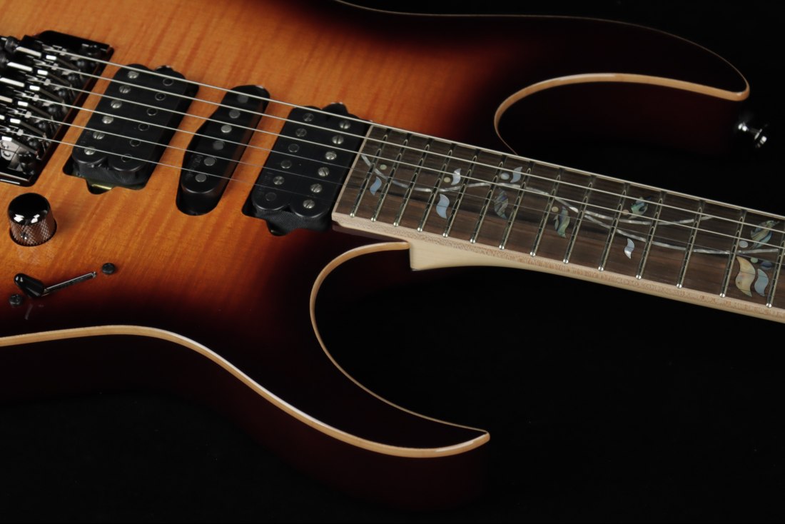 Ibanez J Custom RG8570 - BSR