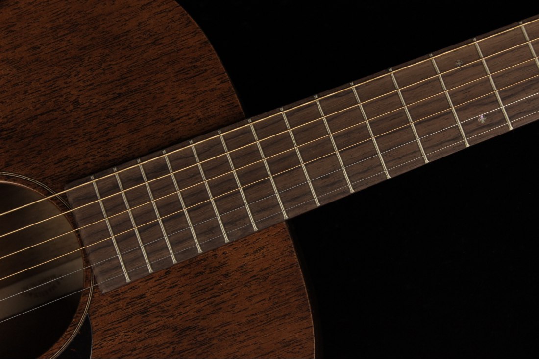 Martin 00-15M