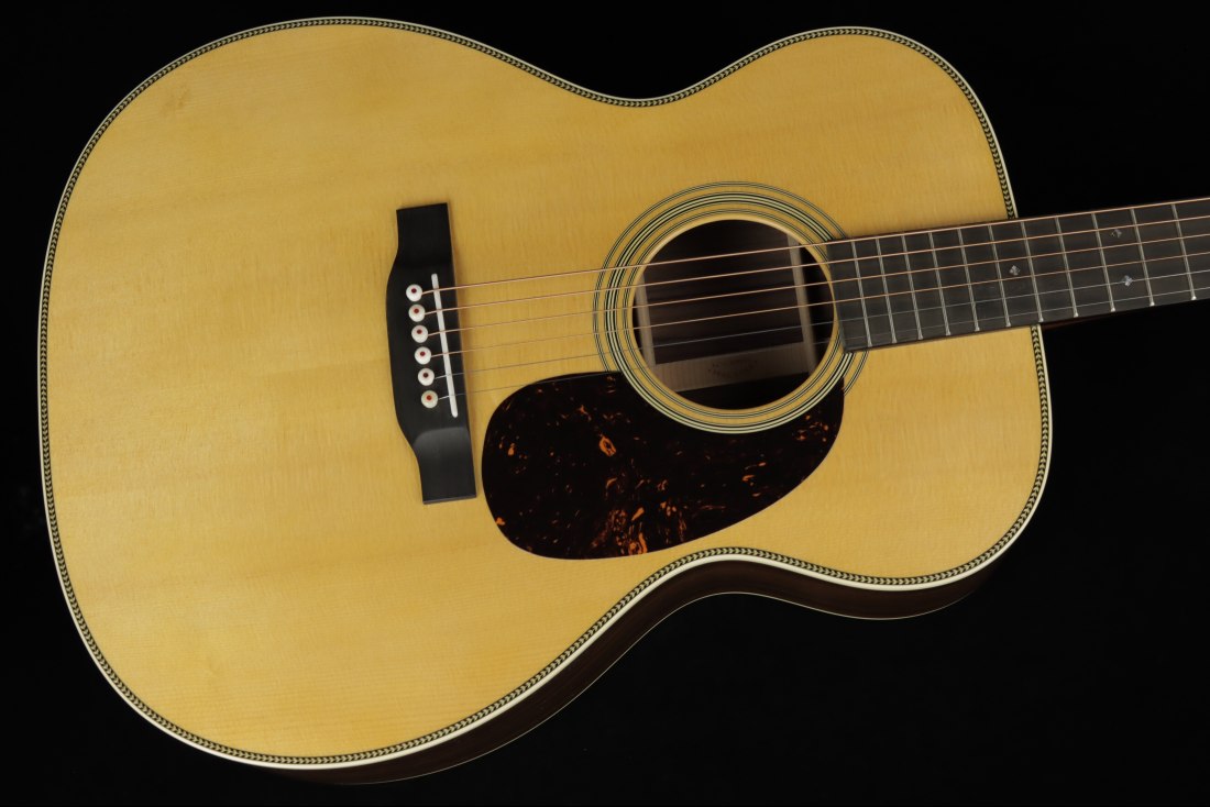 Martin 000-28
