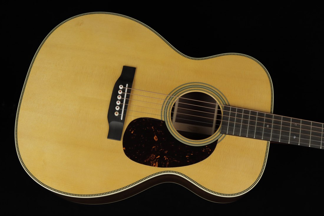 Martin 000-28