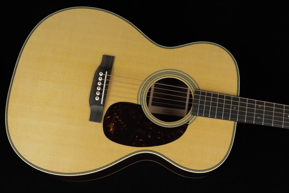 Martin 000-28