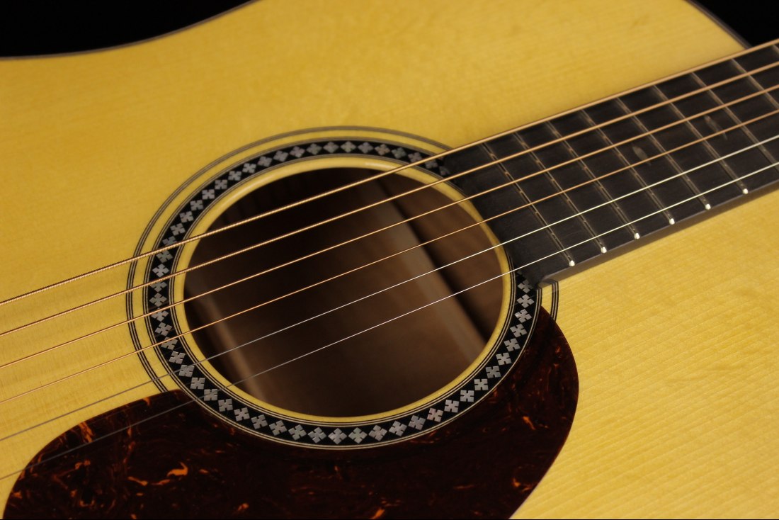 Martin Custom Shop HD-18S Adirondack/Flamed Mahogany