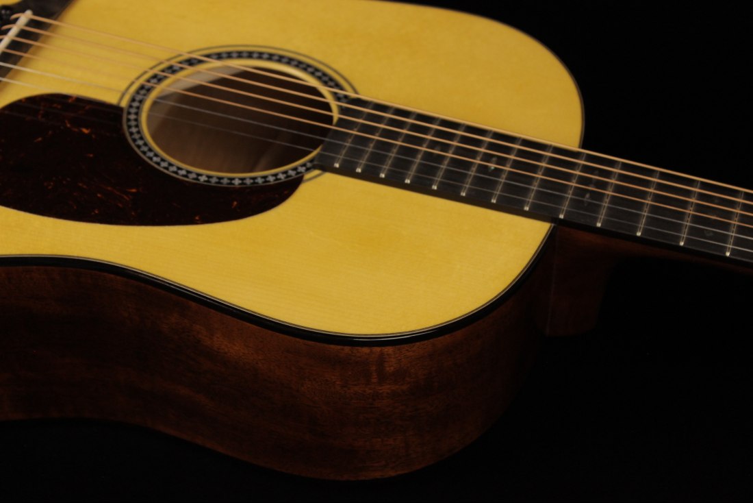 Martin Custom Shop HD-18S Adirondack/Flamed Mahogany