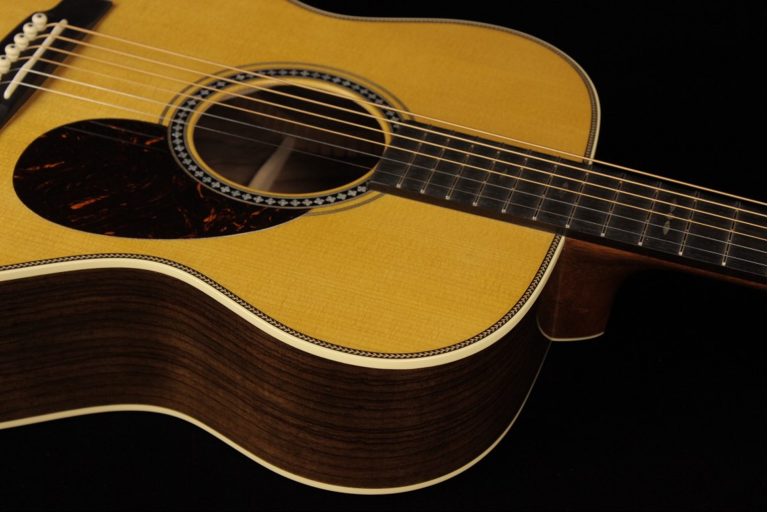 Martin Custom Shop OM-28 VTS Wild Grain Rosewood