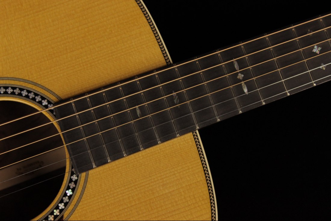 Martin Custom Shop OM-28 VTS Wild Grain Rosewood