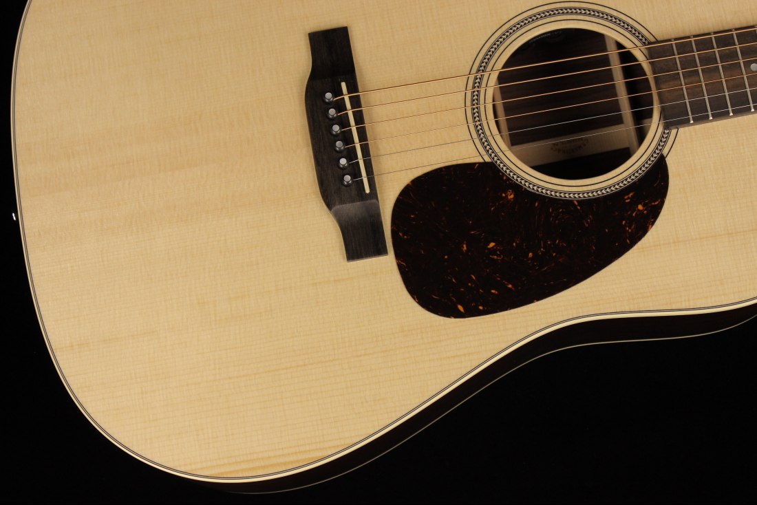 Martin D-16E Rosewood