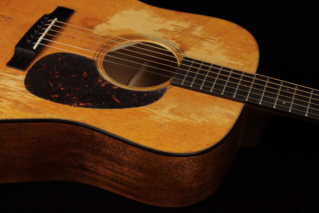 Martin D-18 StreetLegend