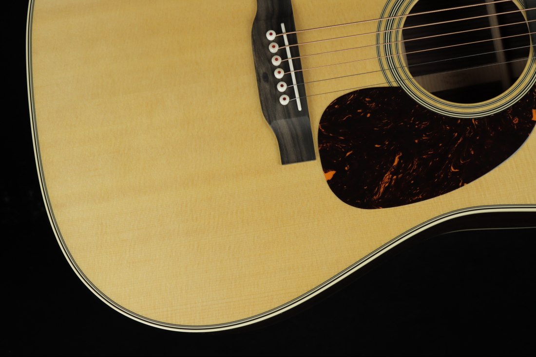 Martin D-28