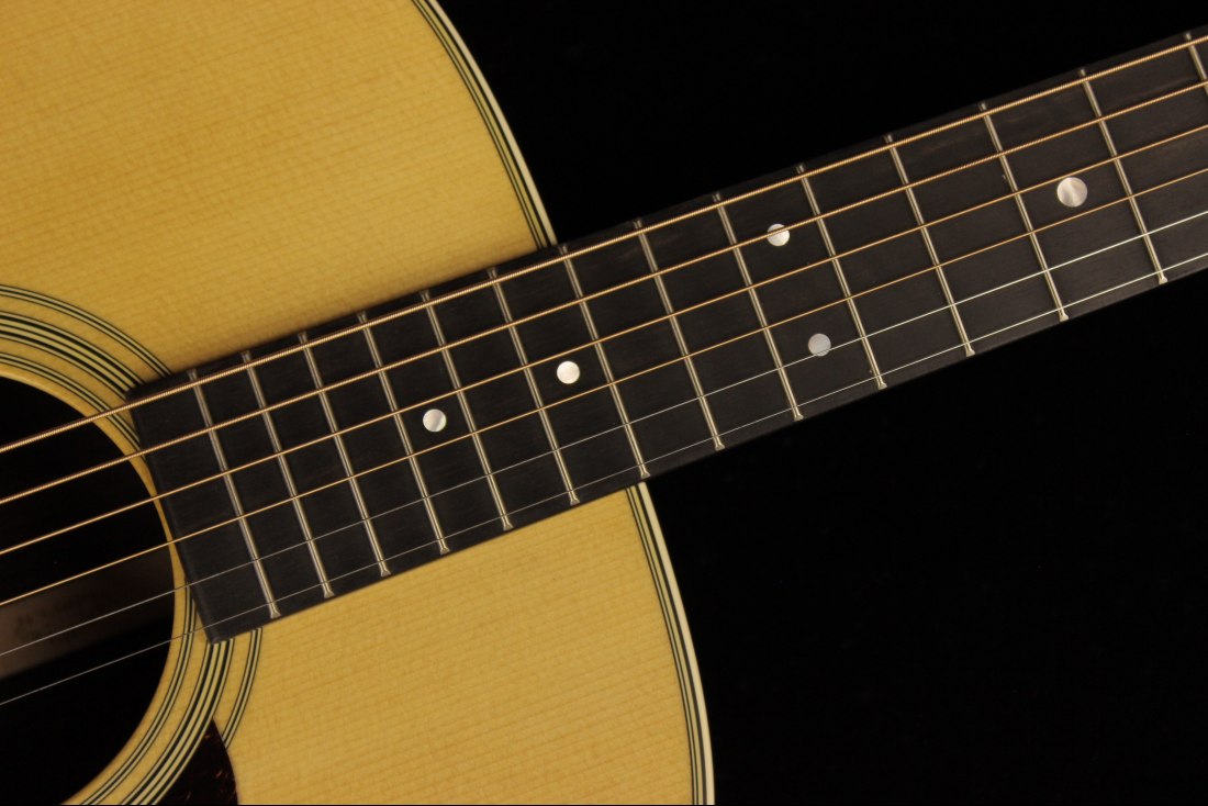 Martin D-28 Satin