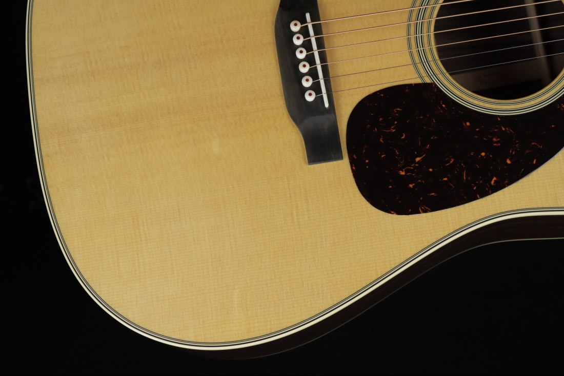 Martin D-28 Satin
