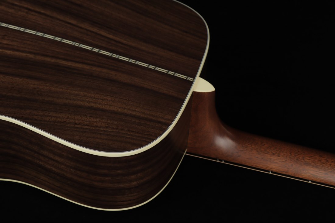 Martin D-28 Satin