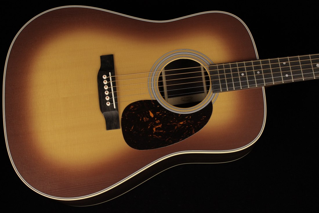 Martin D-28 Satin Amberburst