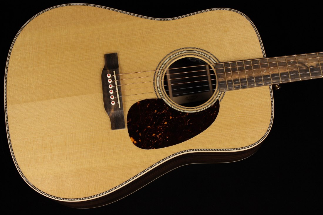 Martin D-28E Modern Deluxe