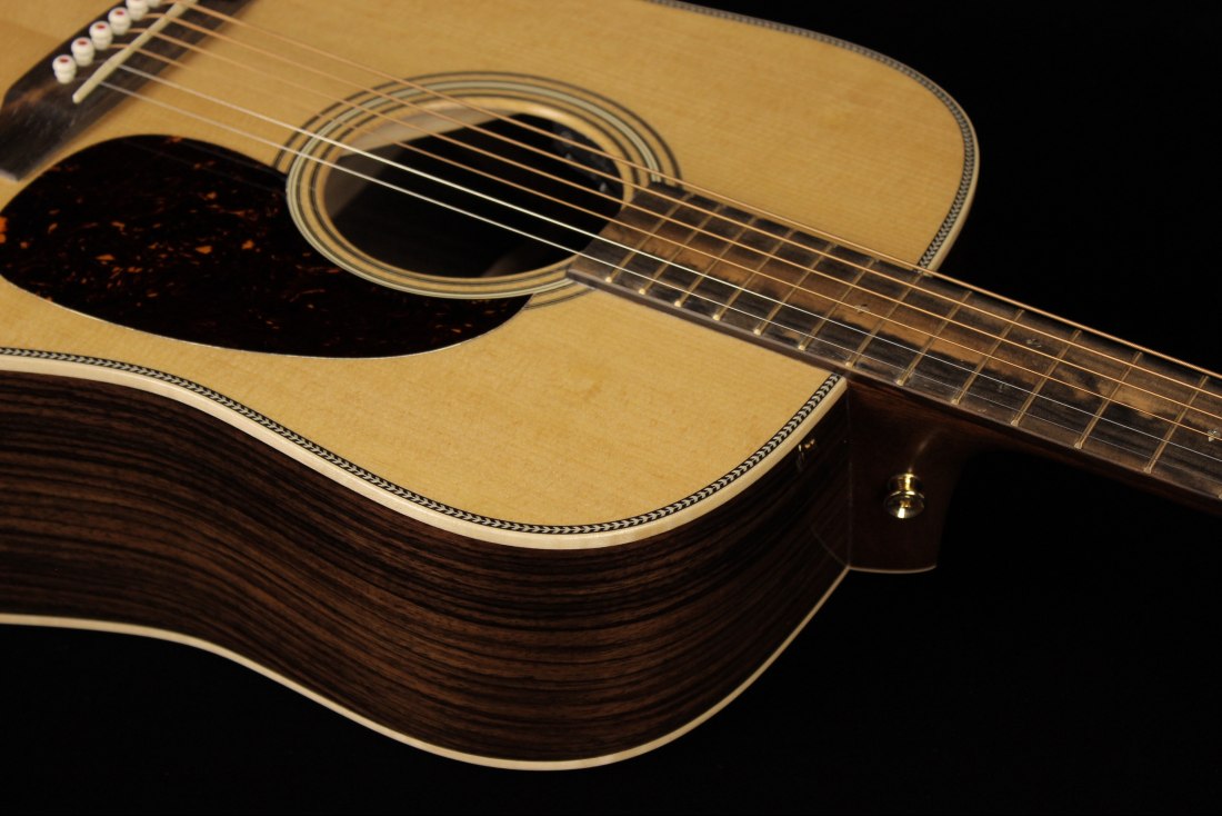 Martin D-28E Modern Deluxe