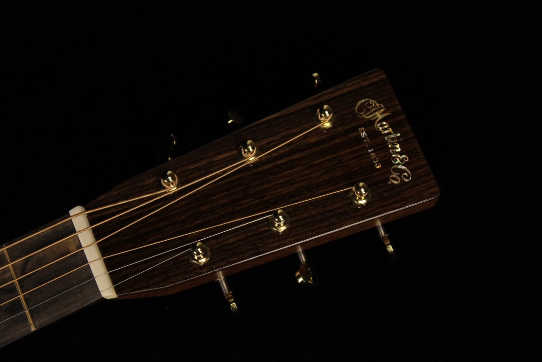 Martin D-28E Modern Deluxe