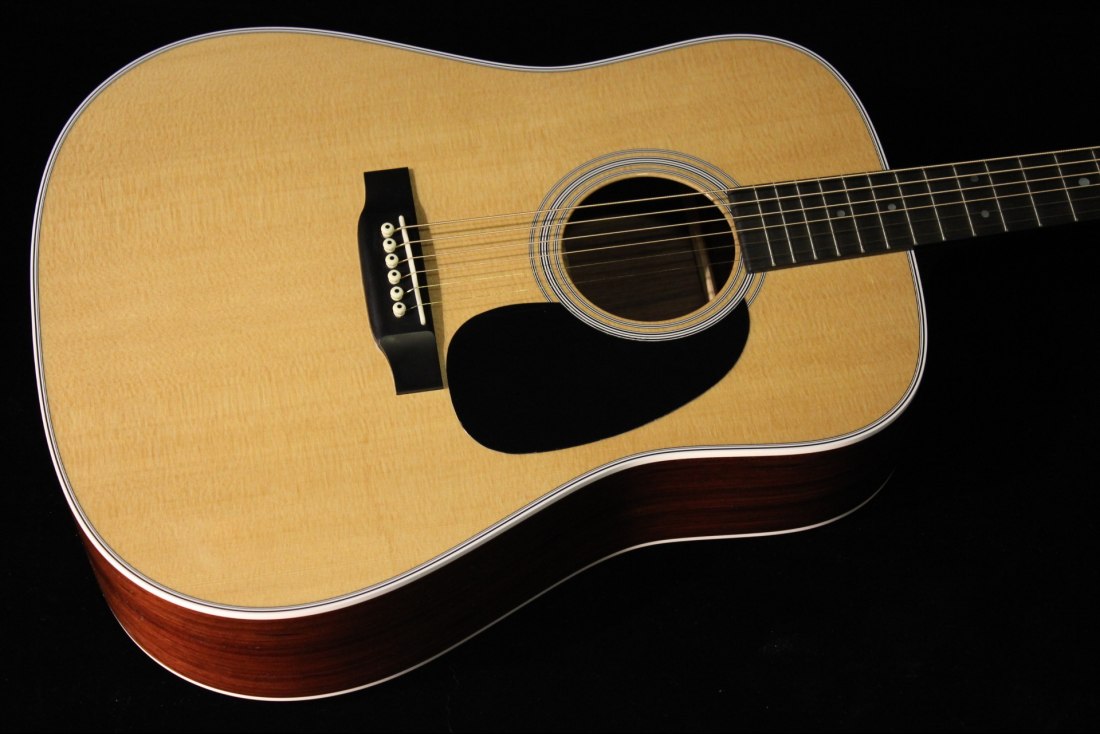 Martin D-28