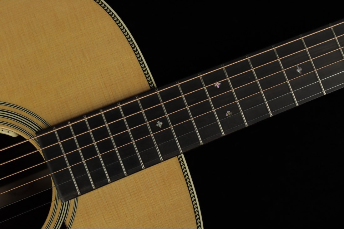 Martin HD-28E L.R Baggs Anthem