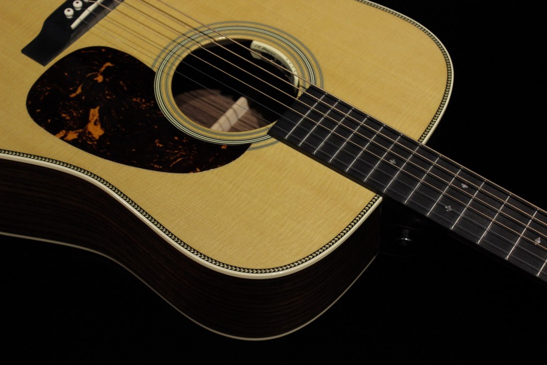 Martin HD-28E Reimagined L.R. Baggs Anthem