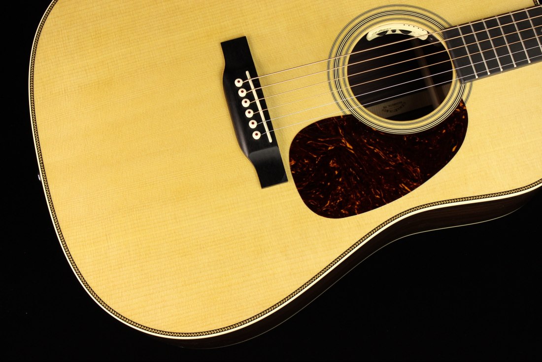 Martin HD-28E Reimagined L.R. Baggs Anthem