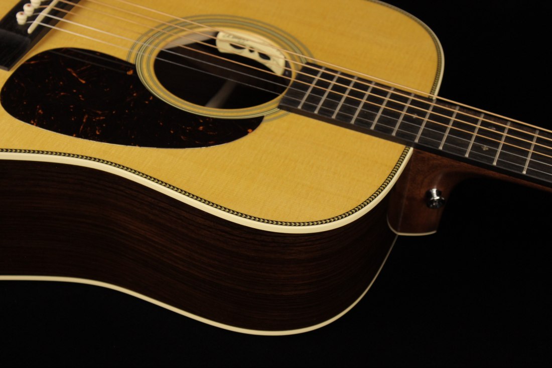 Martin HD-28E Reimagined L.R. Baggs Anthem