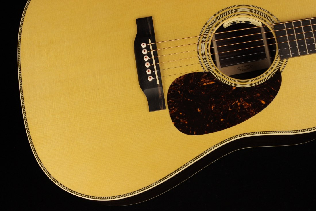 Martin HD-28E Reimagined L.R. Baggs Anthem