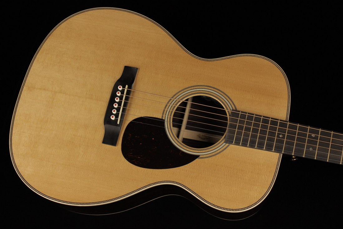 Martin OM-28E Modern Deluxe