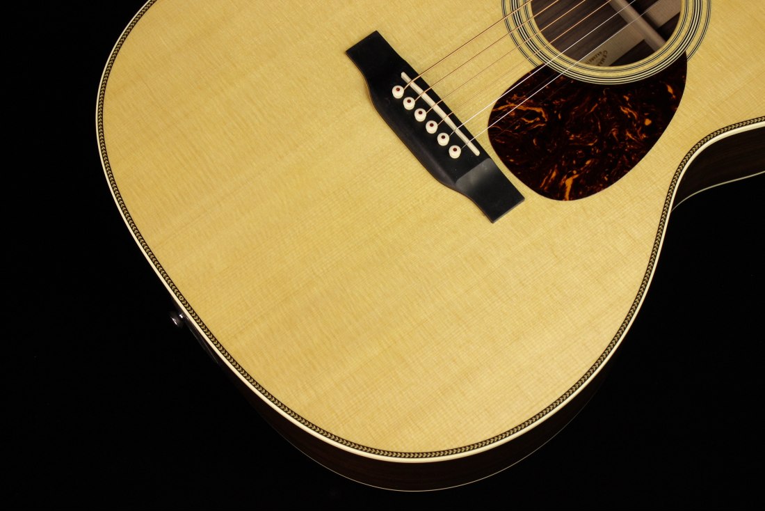 Martin OM-28E Reimagined L.R. Baggs Anthem