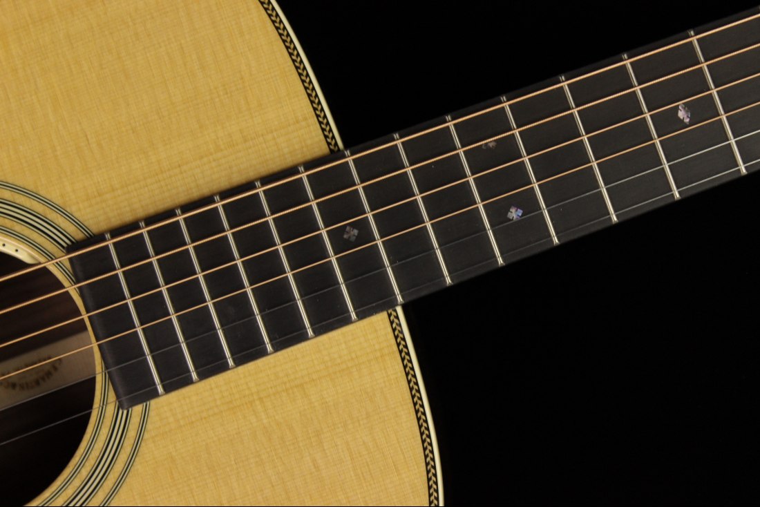 Martin OM-28E Reimagined L.R. Baggs Anthem