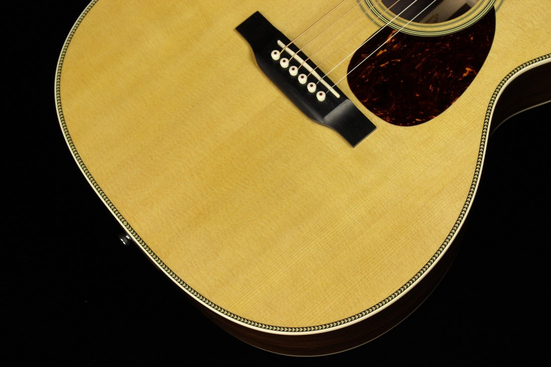 Martin OM-28E Reimagined L.R. Baggs Anthem