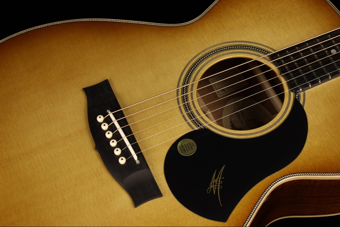 Maton 75th Anniversary Diamond Edition