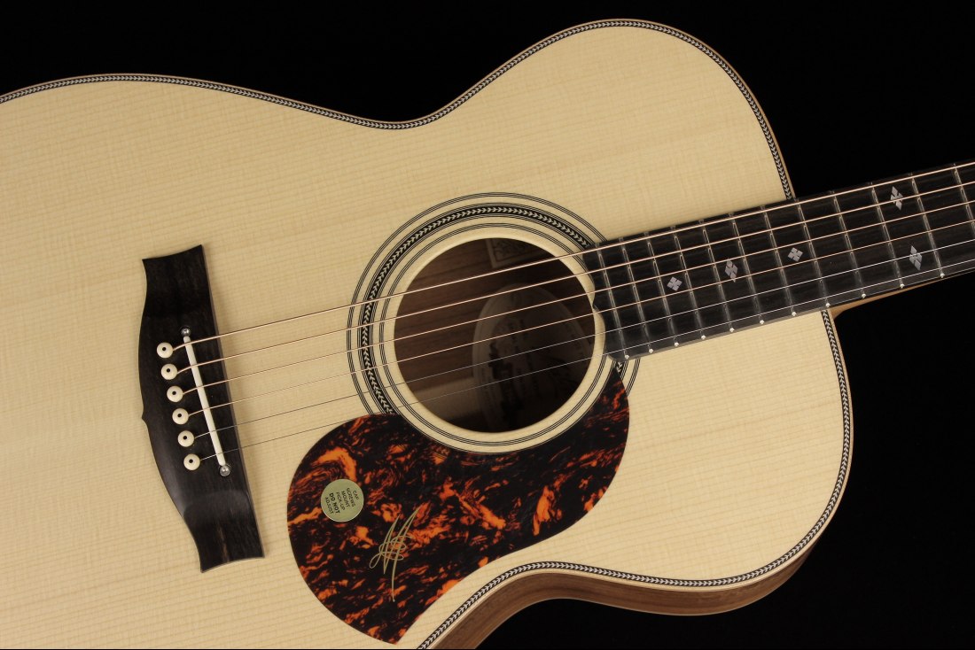 Maton EBG808 Artist