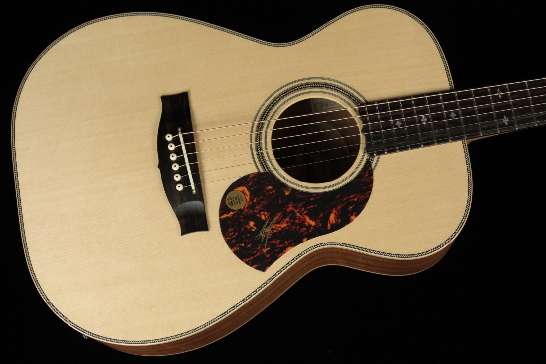 Maton EBG808 Artist