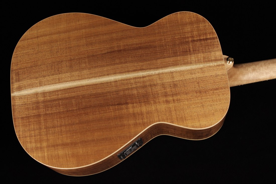 Maton EBG808 Artist