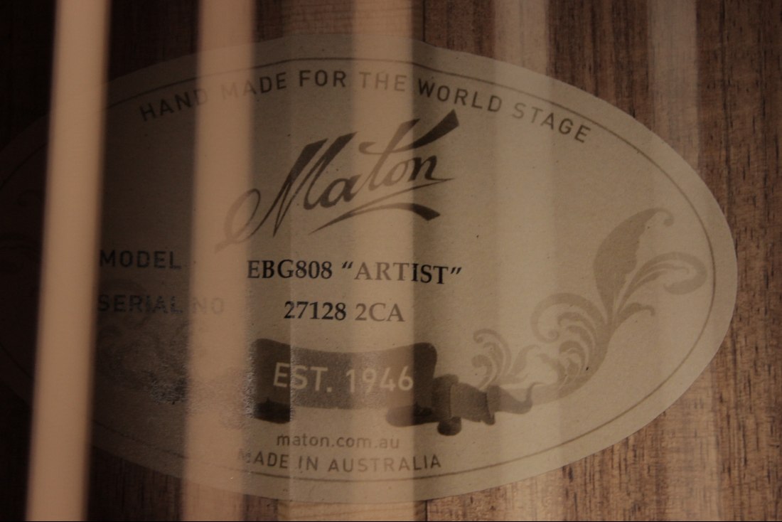 Maton EBG808 Artist