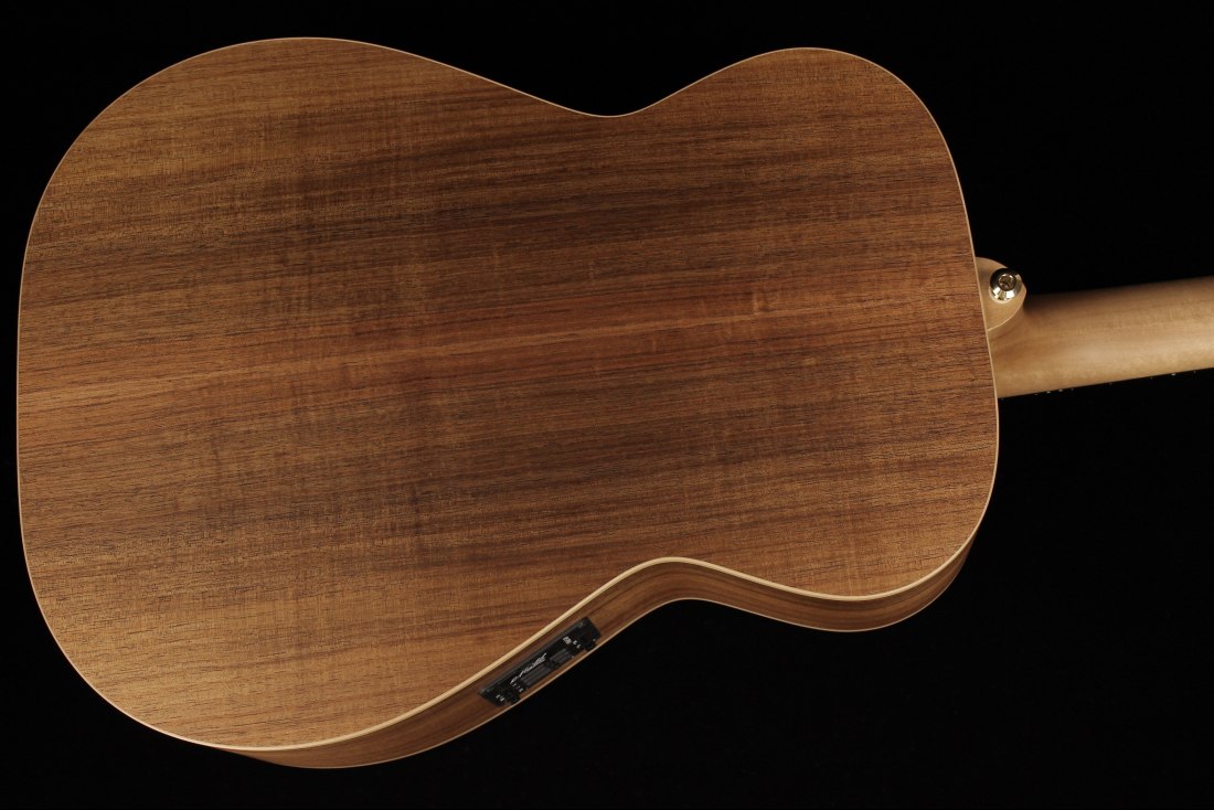 Maton EBG808 Artist