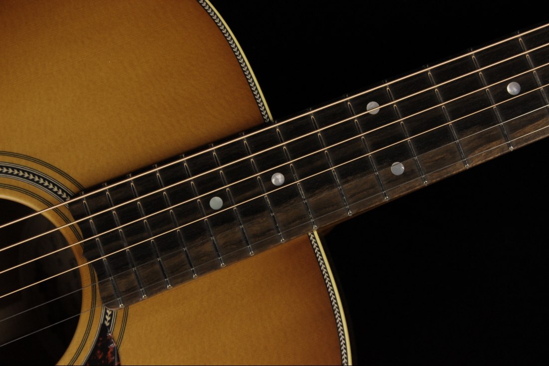 Maton EBG808 Nashville