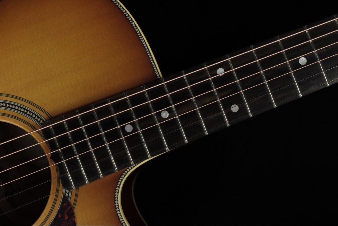 Maton EBG808C Nashville