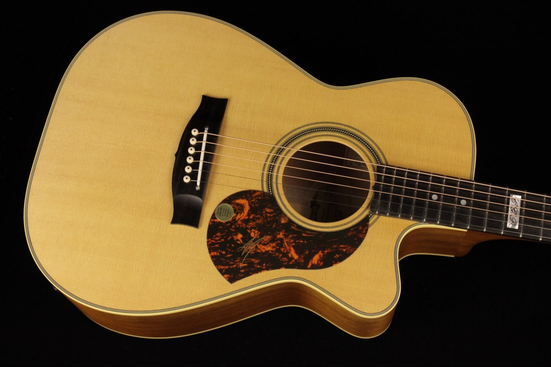 Maton EBG808CTE Tommy Emmanuel