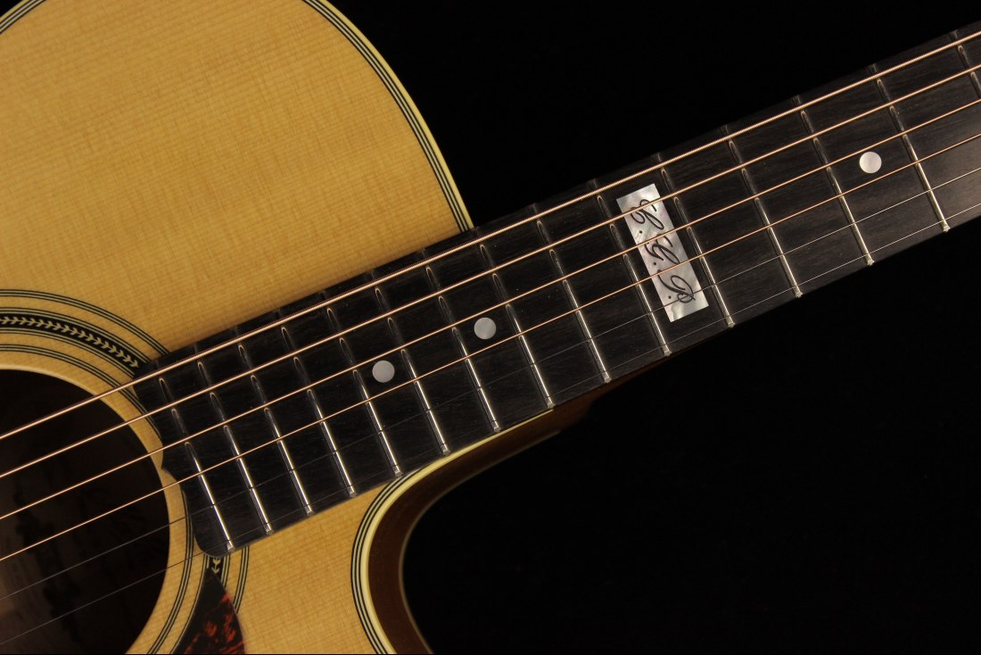 Maton EBG808CTE Tommy Emmanuel