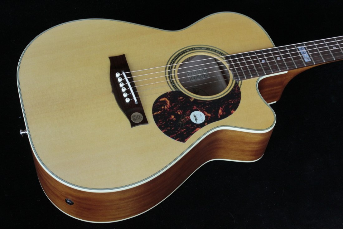 Maton EBG808CTE Tommy Emmanuel