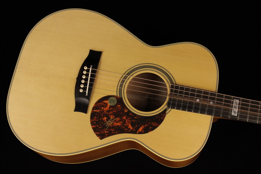 Maton EBG808TE