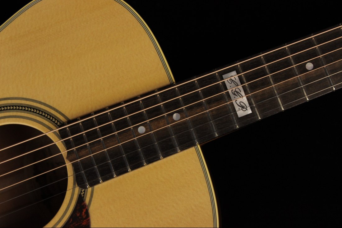 Maton EBG808TE