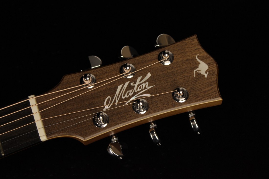 Maton EBG808TE