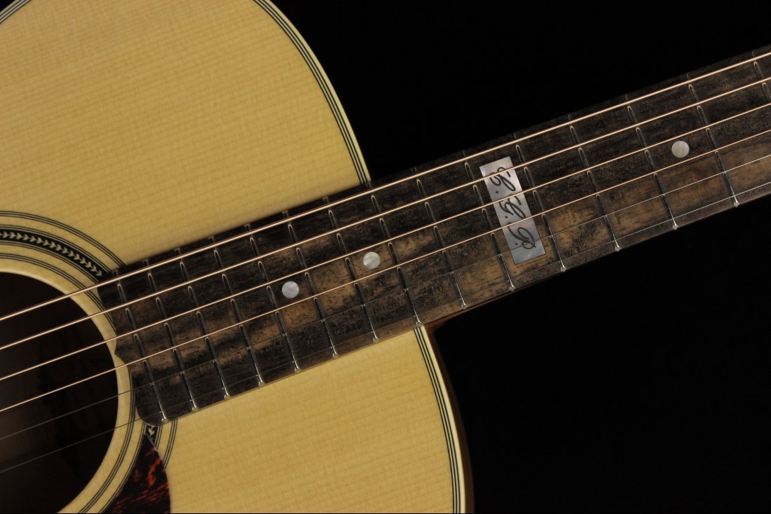 Maton EBG808TE Tommy Emmanuel