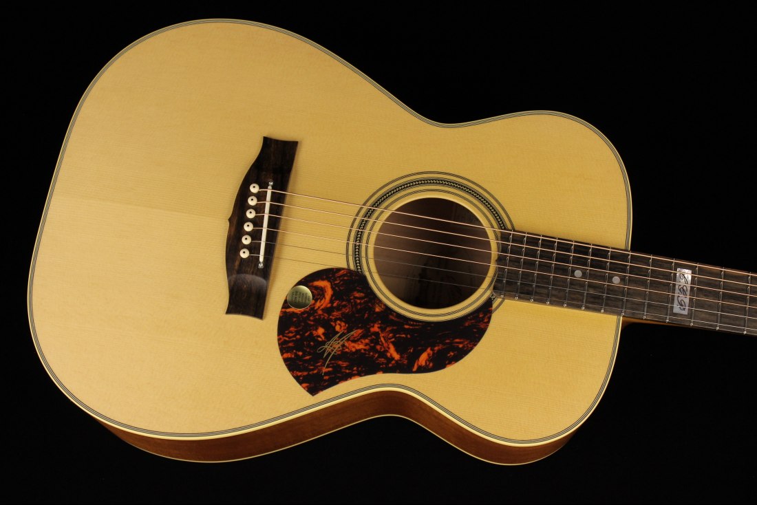 Maton EBG808TE Tommy Emmanuel