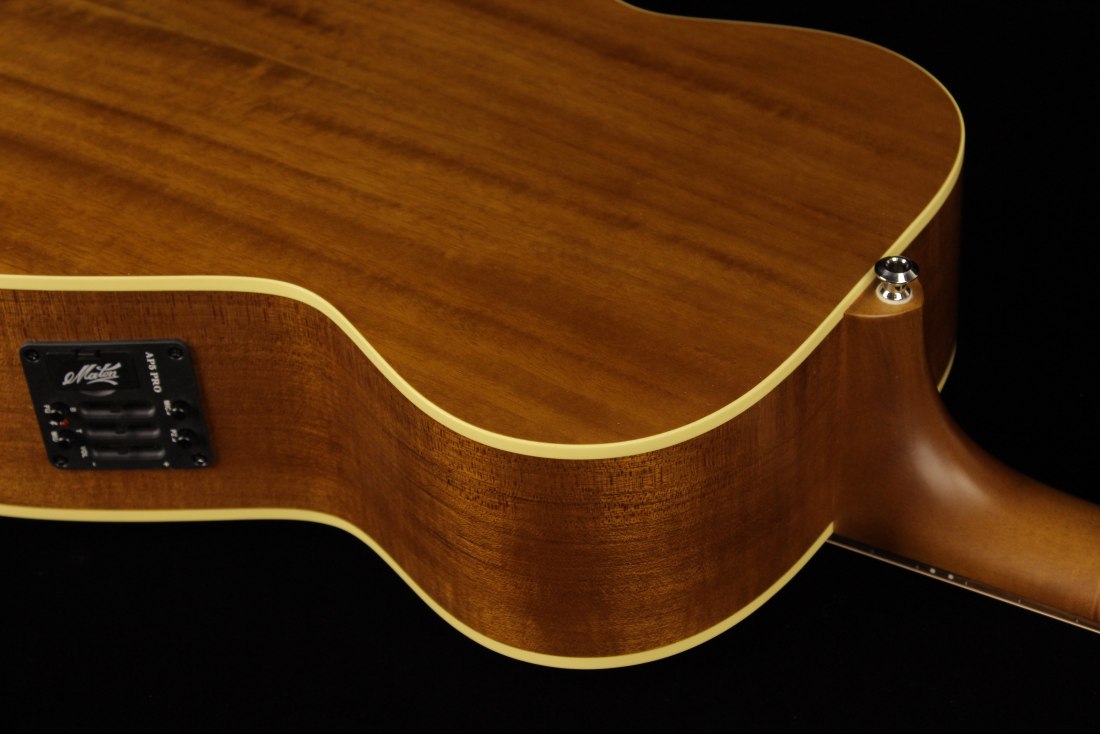 Maton EBG808TE Tommy Emmanuel