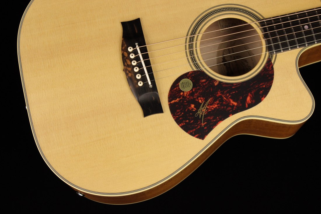Maton EBG808TEC Tommy Emmanuel