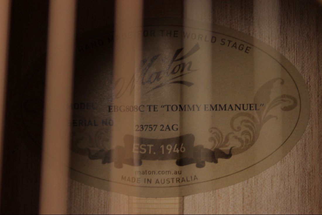 Maton EBG808TEC Tommy Emmanuel