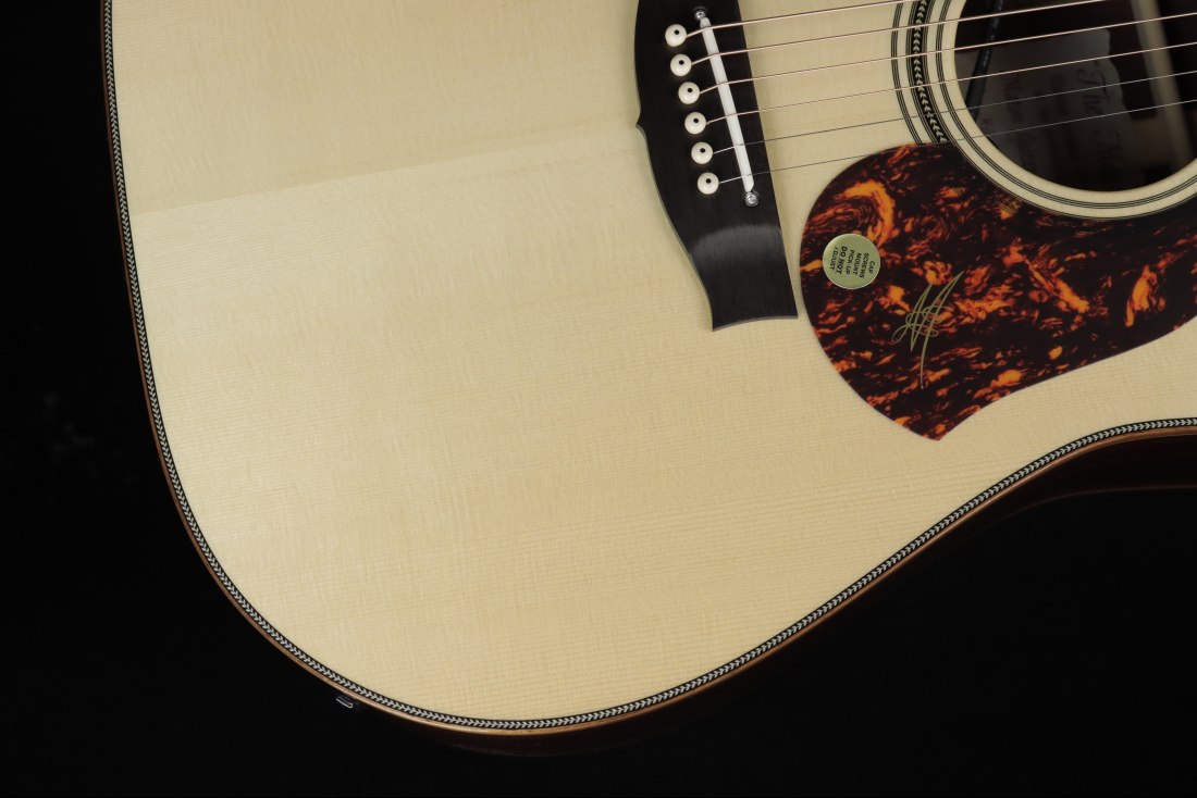 Maton EM100C Messiah