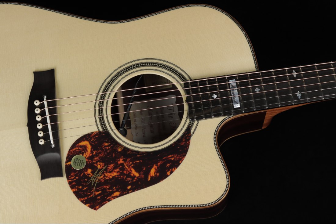 Maton EM100C Messiah